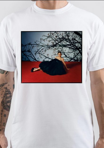 Madelyn Cline T-Shirt