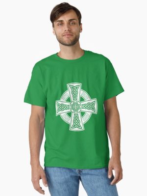 Celtic High Cross Decorative Knotwork 14 Classic T-Shirt