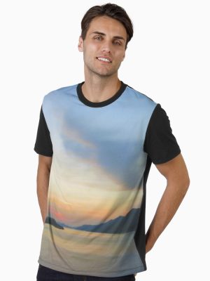 Leaving Port at Sunset photograph Graphic T-Shirt