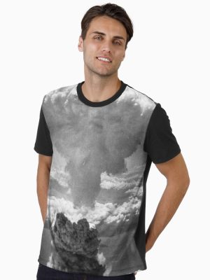 mushroom cloud nuke Graphic T-Shirt