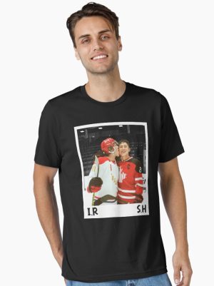 Ilya Shane Photo  Essential T-Shirt