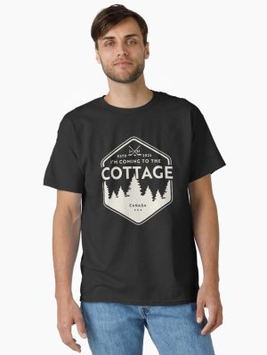 I'm Coming To The Cottage Romance Hockey Classic T-Shirt