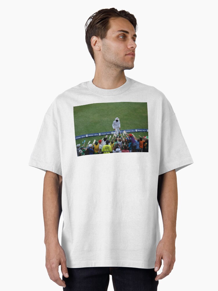 doing his duty Oversized T-Shirt