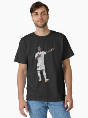 Wallpaper Vinicius jr                           Classic T-Shirt