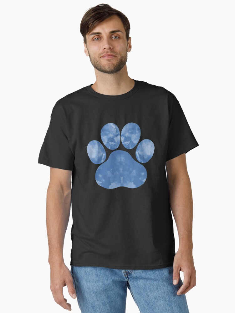 Cloudy Sky Paw Print Art Classic T-Shirt