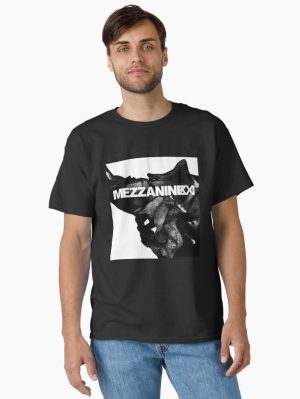 attack u mezzanine x massive   Classic T-Shirt