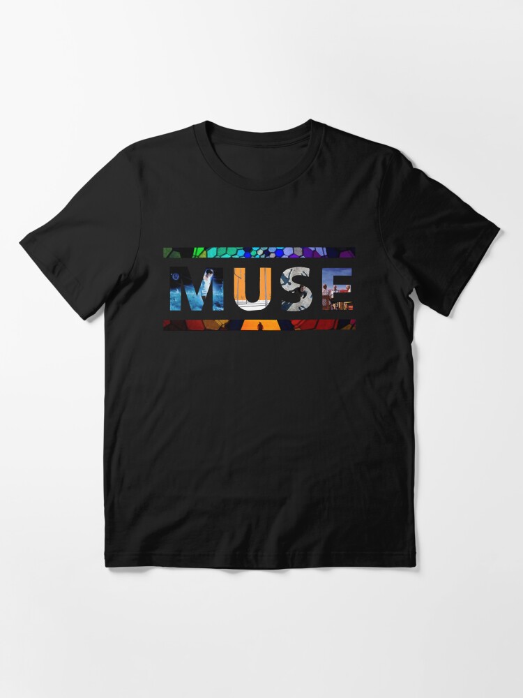 water ang muse Essential T-Shirt