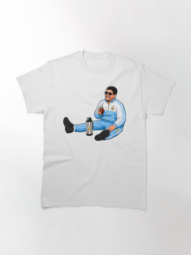 Maradona enjoying mate in style Classic T-Shirt