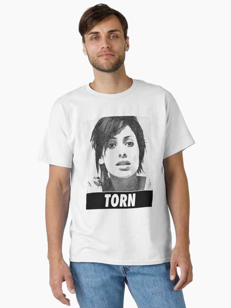 Natalie imbruglia torn Classic T-Shirt