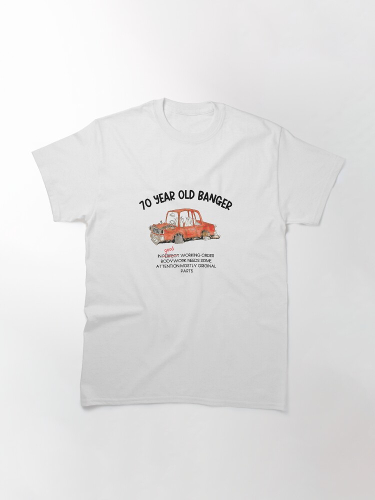 Funny '70 Year Old Banger' Red Car Cartoon - 70th Birthday Joke Gift Classic T-Shirt