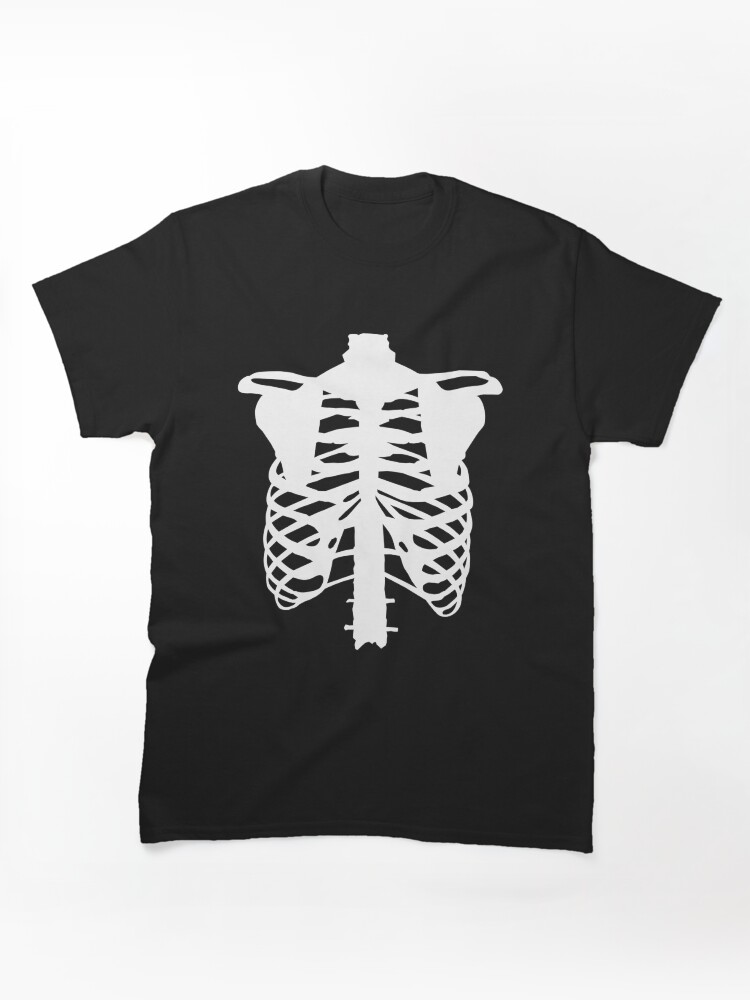 Black white bone rib skeleton Halloween Classic T-Shirt