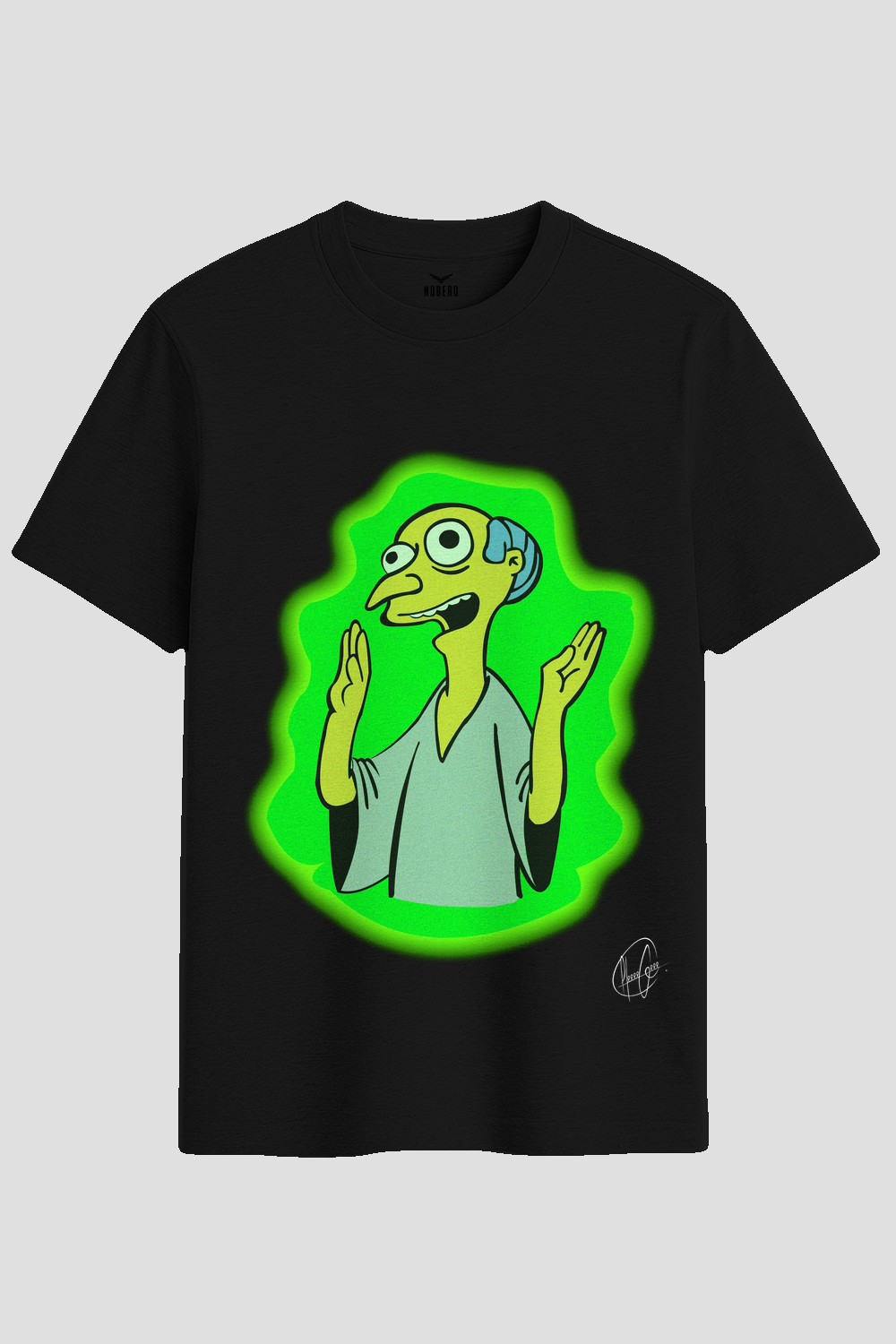 Glowing Alien Cartoon Graphic T-Shirt